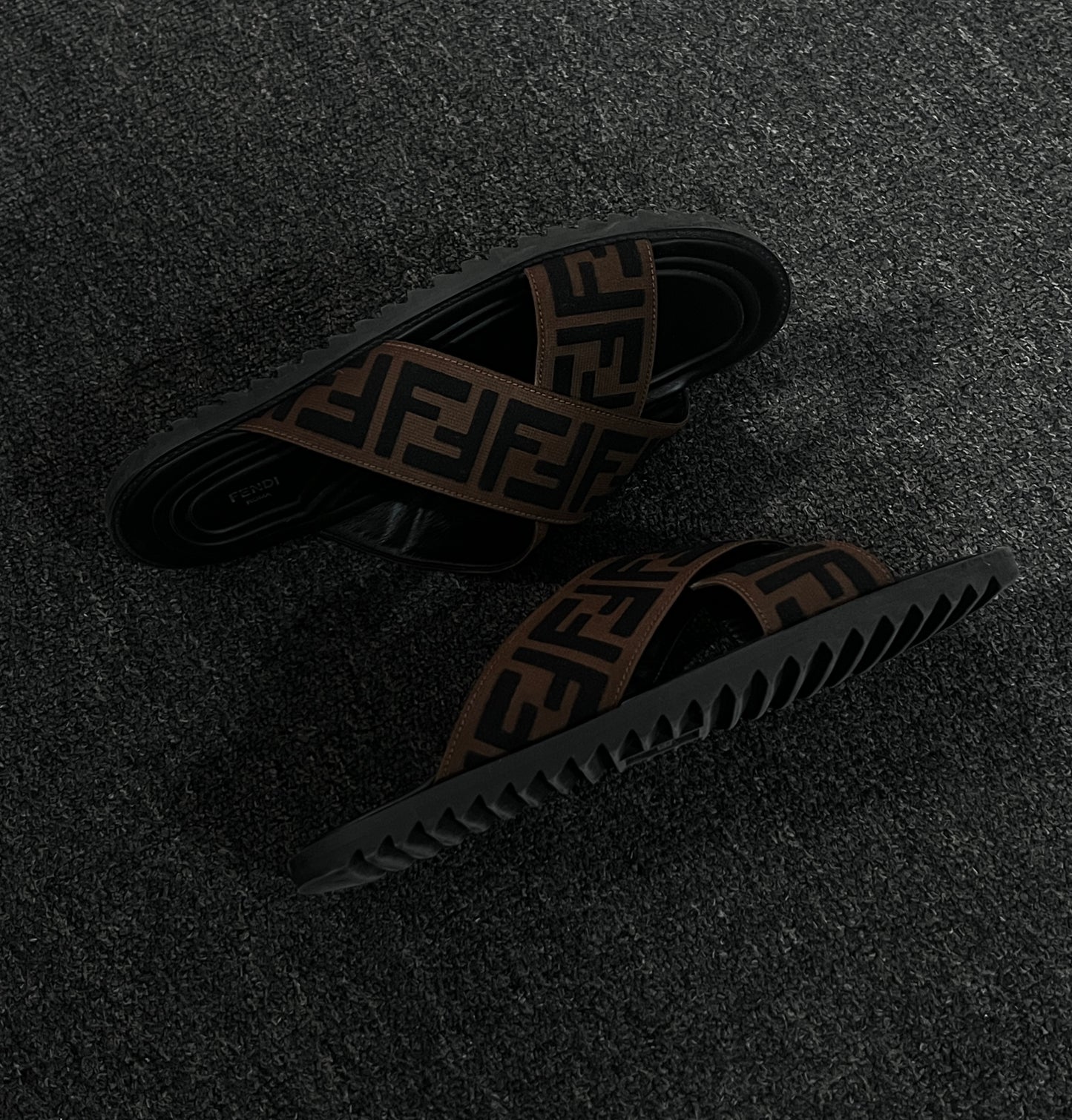FENDI FF LOGO JACQUARD FARBIC SLIDES