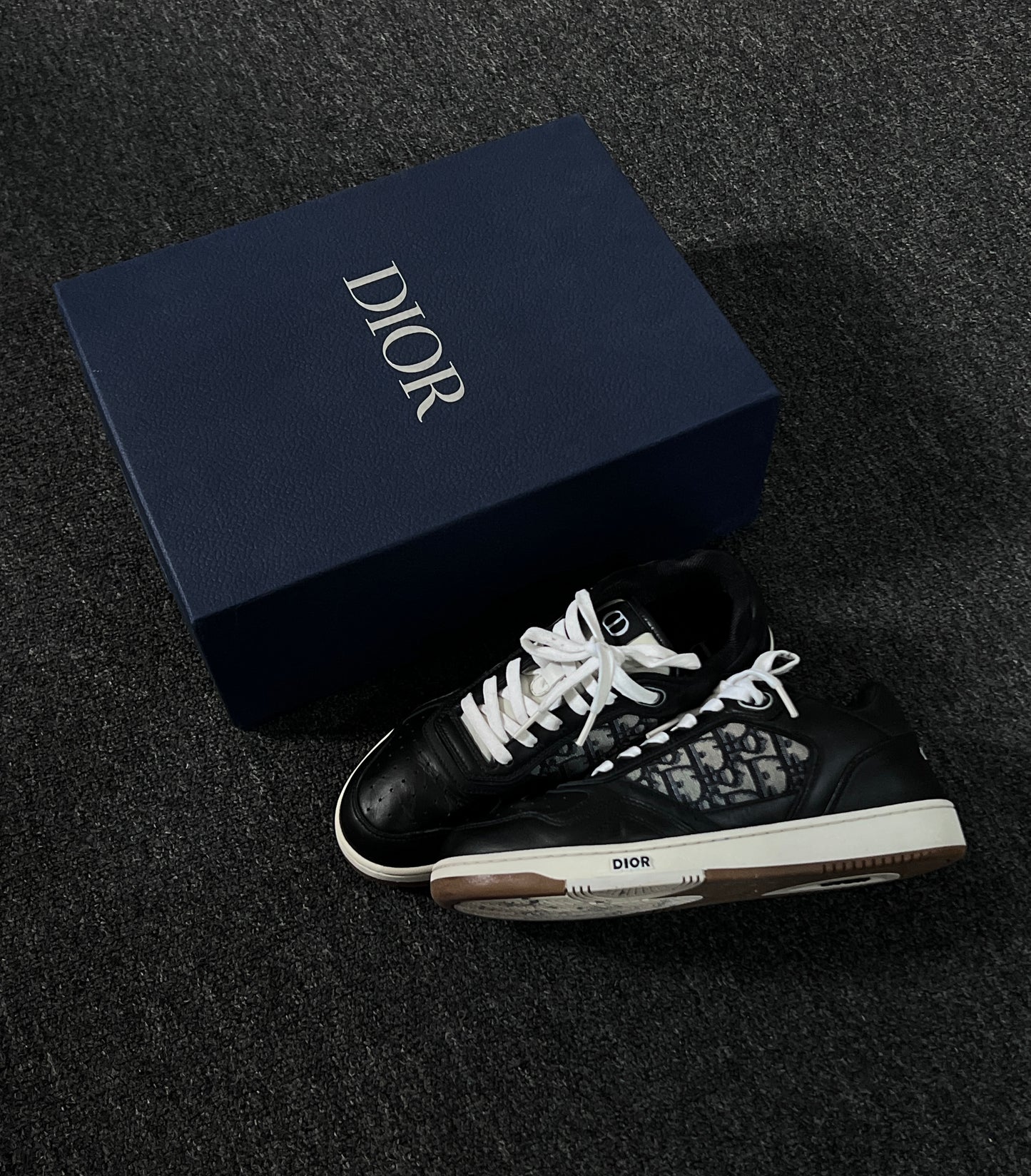 Dior Oblique B27 Logo Low Cut Sneakers