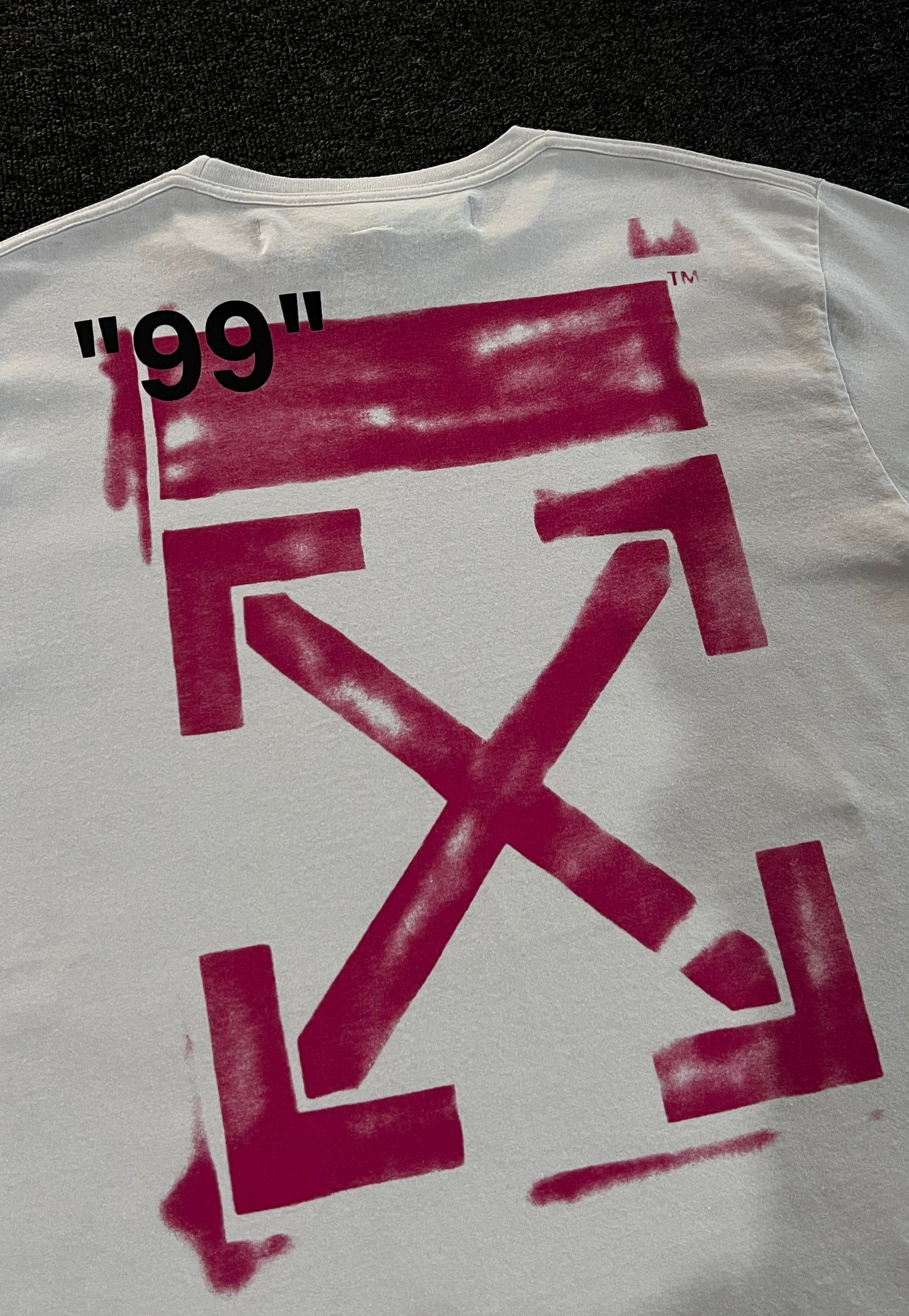 Off White Arrow Tee