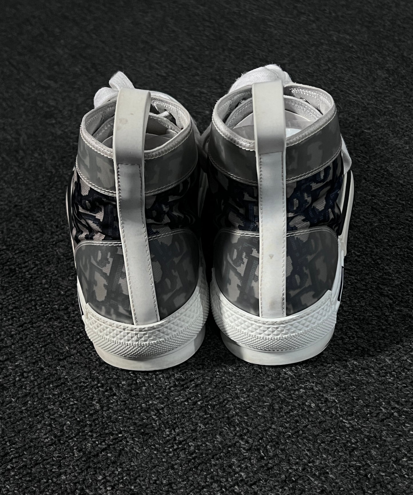 DIOR OBLIQUE B23 HIGH CUT SNEAKERS