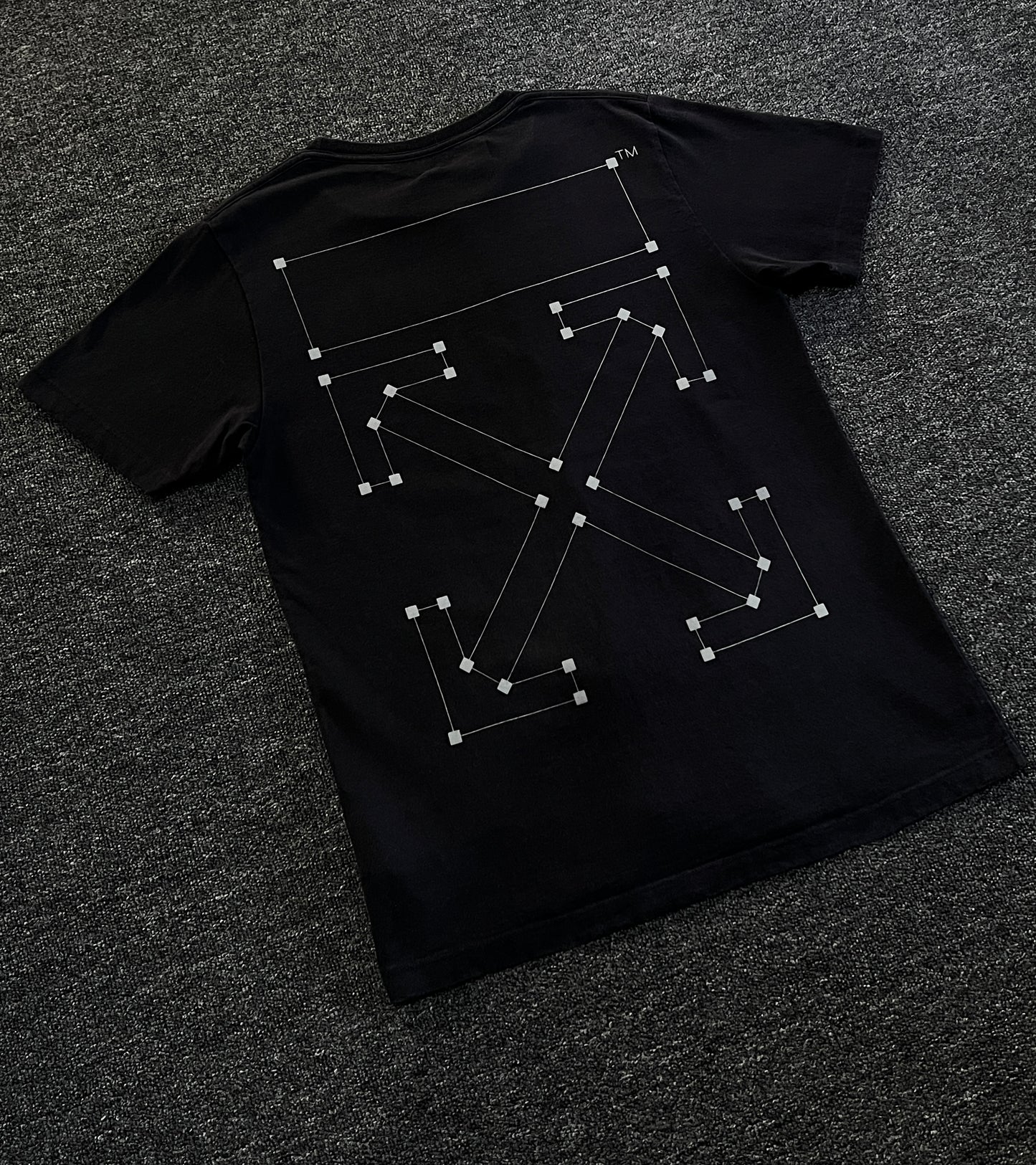 Off White Arrow Tee