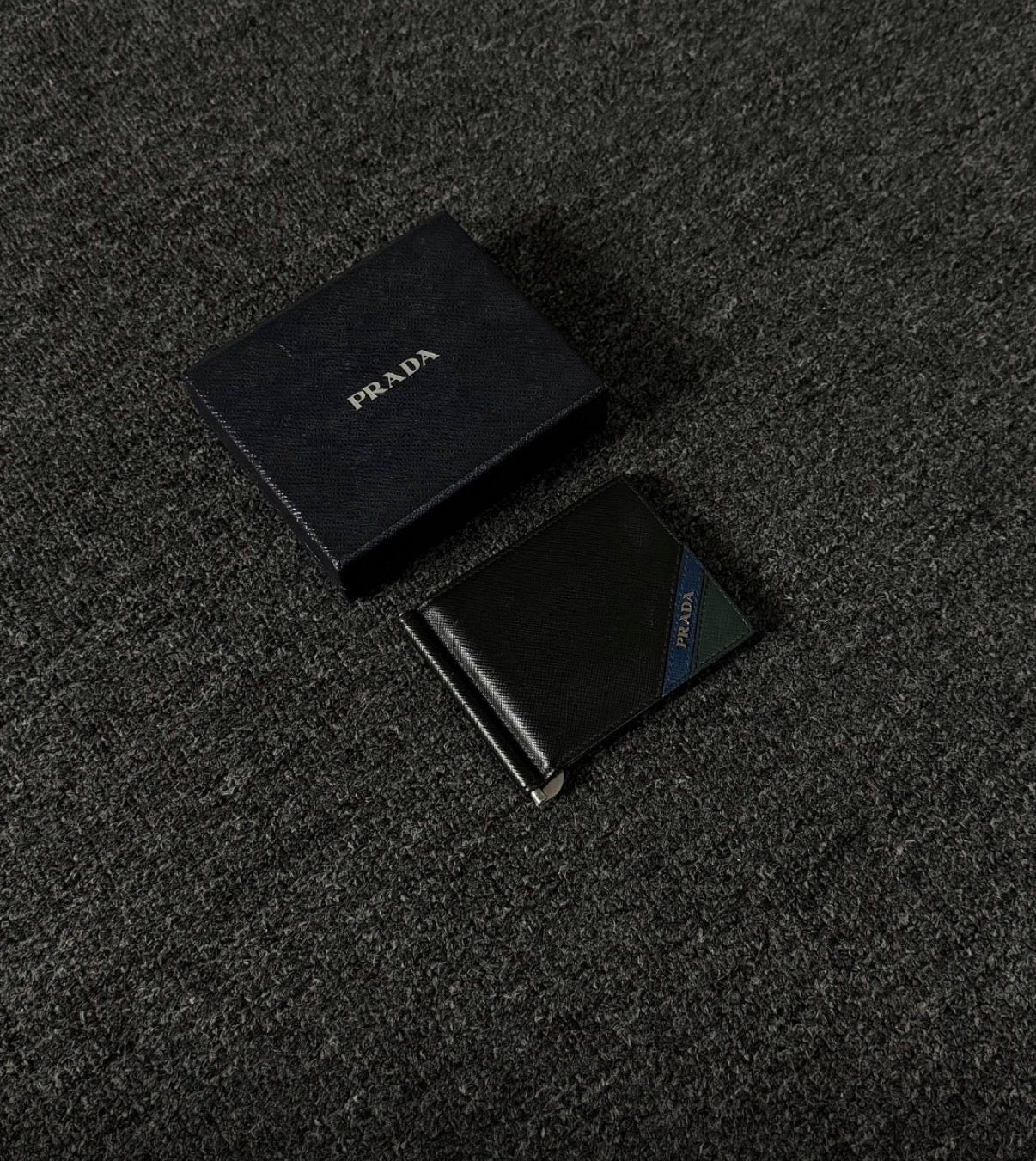 Prada Classic Logo Card Holder