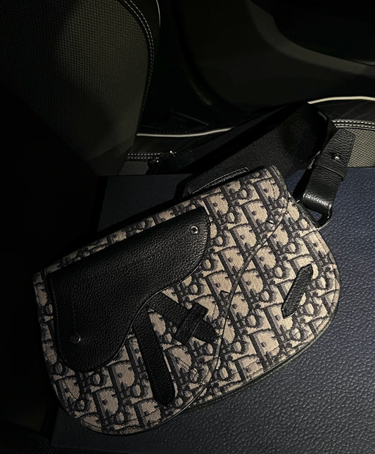 Dior Saddle Bag Logo