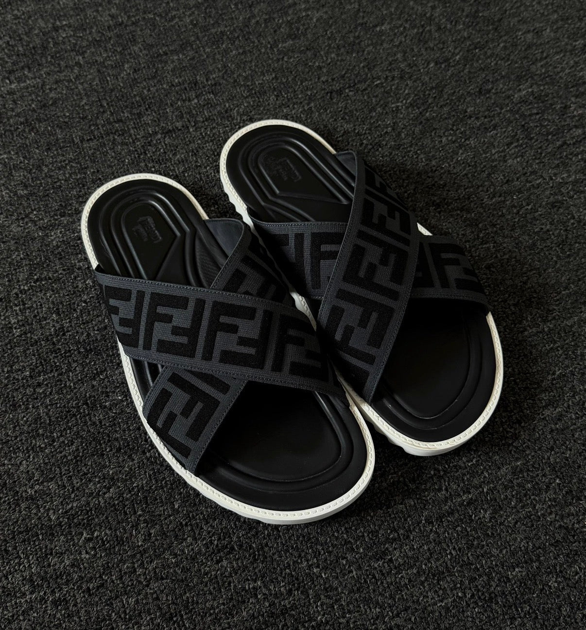 Fendi Classic Logo Sandals Slides