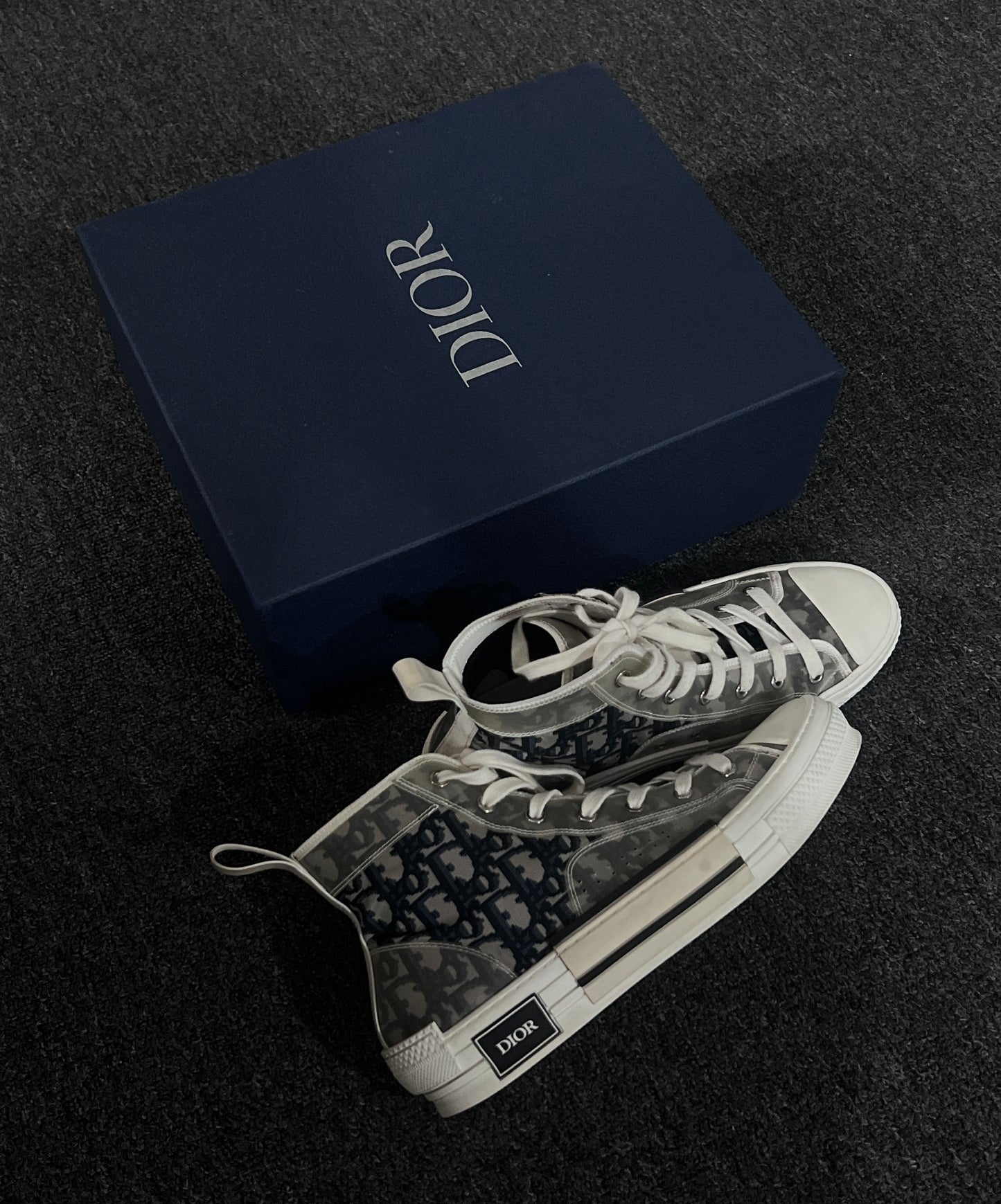 DIOR OBLIQUE LOGO B23 HIGH CUT SNEAKERS