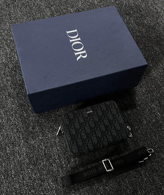 Order Dior Oblique Logo Shoulder Bag