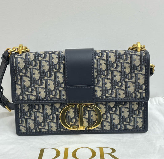 Dior 蒙田30 中号 Shoulder Bag