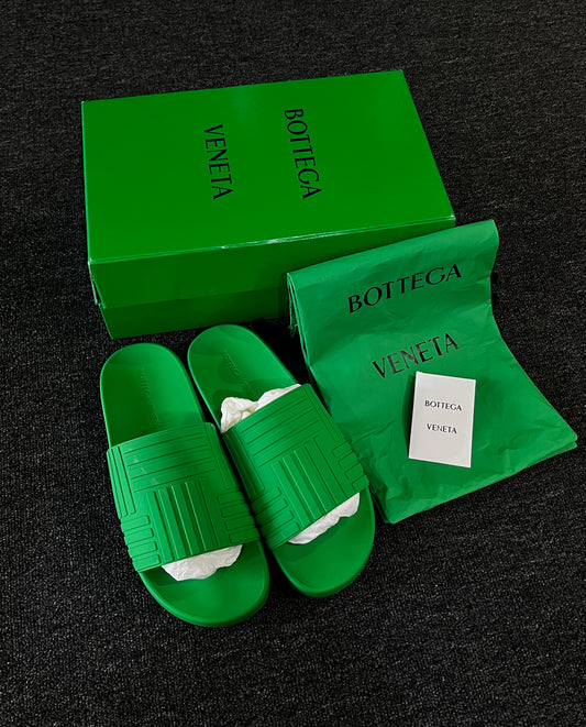 BOTTEGA VENTA SLIDES
